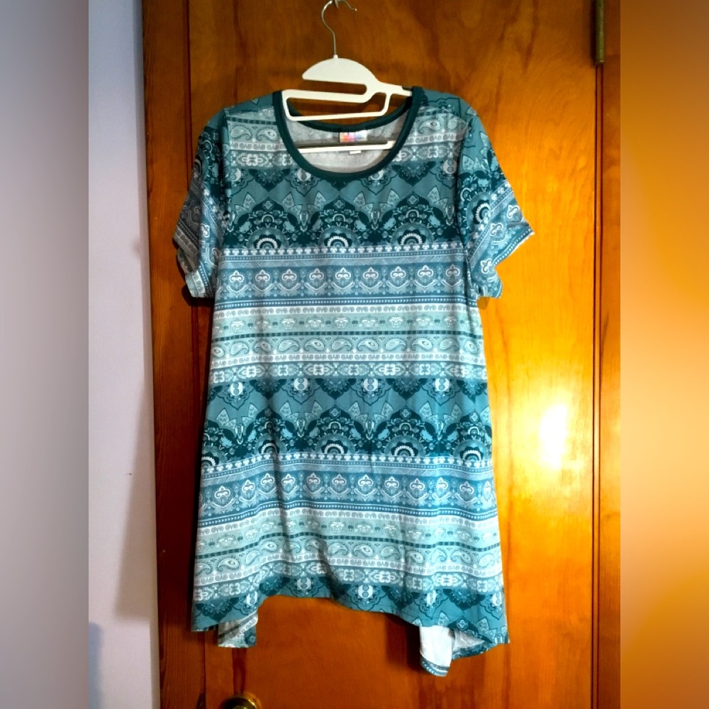 Lularoe Melissa tunic